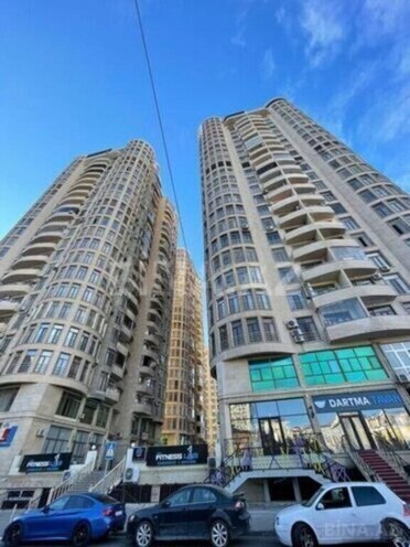 3 otaqlı yeni tikili - Şah İsmayıl Xətai m. - 158 m² (1)