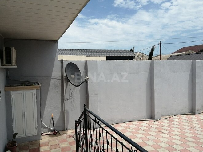 3 otaqlı həyət evi/bağ evi - Zığ q. - 100 m² (2)