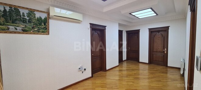 7 otaqlı həyət evi/bağ evi - Qaraçuxur q. - 450 m² (23)