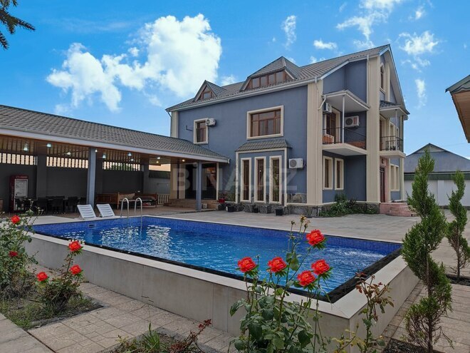 7 otaqlı həyət evi/bağ evi - Qəbələ - 382 m² (1)