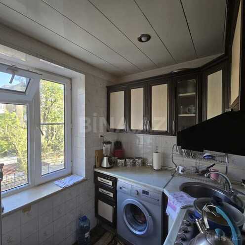 3 otaqlı köhnə tikili - İnşaatçılar m. - 60 m² (6)