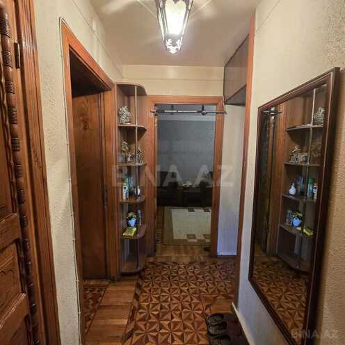 3 otaqlı köhnə tikili - İnşaatçılar m. - 60 m² (1)