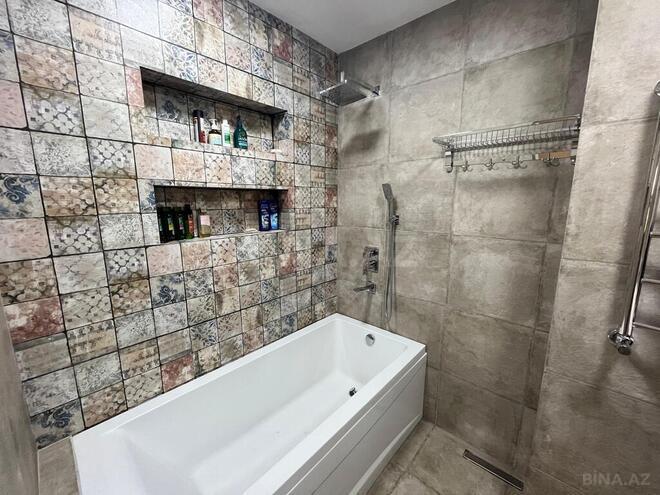 3-комн. новостройка - м. 8 ноября - 136 м² (11)