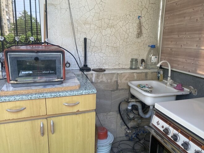 3-комн. вторичка - м. Ази Асланов - 50 м² (3)