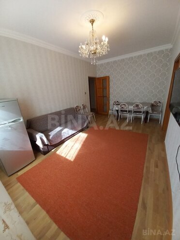 4 otaqlı köhnə tikili - 20 Yanvar m. - 100 m² (1)