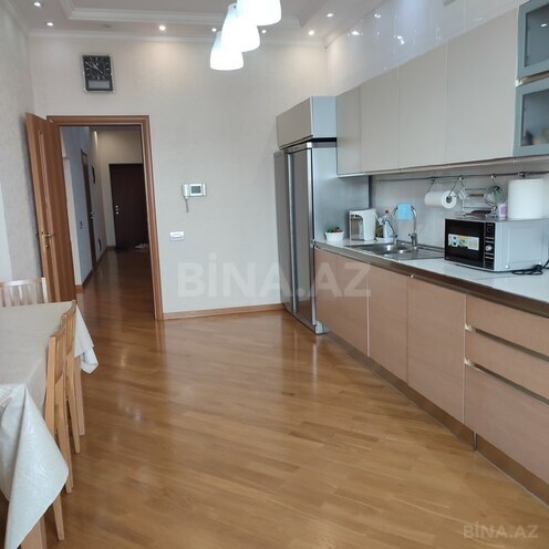 4 otaqlı yeni tikili - Elmlər Akademiyası m. - 200 m² (20)