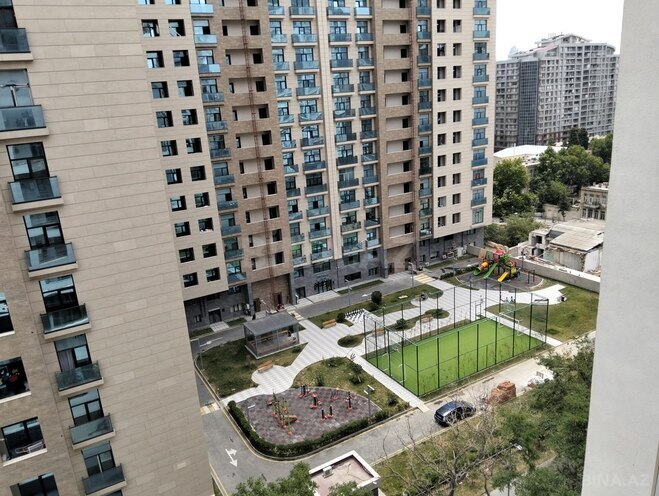 2-комн. новостройка - м. 28 мая - 90 м² (3)
