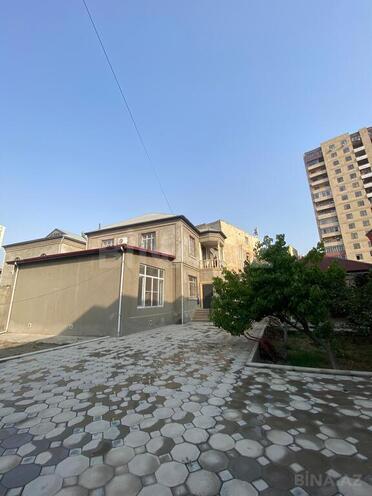 6 otaqlı həyət evi/bağ evi - Ağ şəhər q. - 253 m² (1)