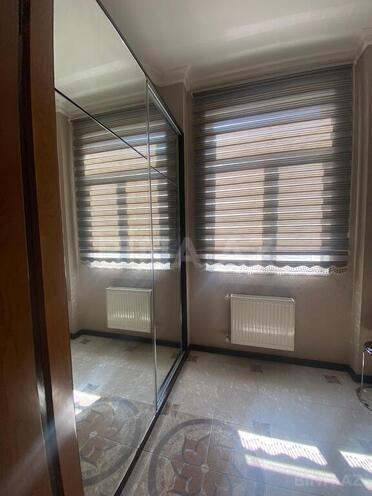 6 otaqlı həyət evi/bağ evi - Ağ şəhər q. - 253 m² (8)
