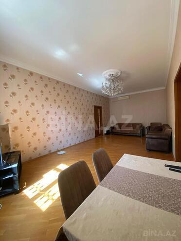 6 otaqlı həyət evi/bağ evi - Ağ şəhər q. - 253 m² (18)