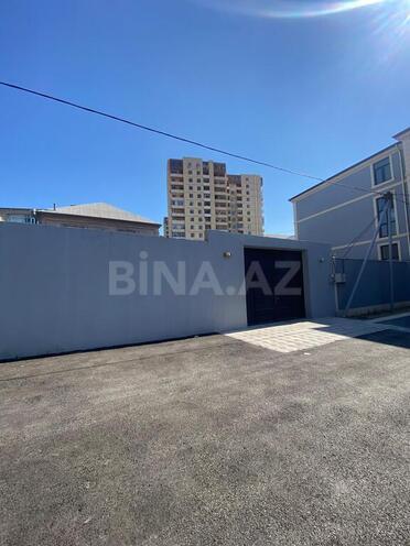 6 otaqlı həyət evi/bağ evi - Ağ şəhər q. - 253 m² (20)