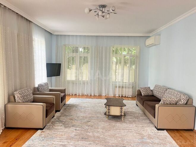 8 otaqlı həyət evi/bağ evi - Qəbələ - 282 m² (9)