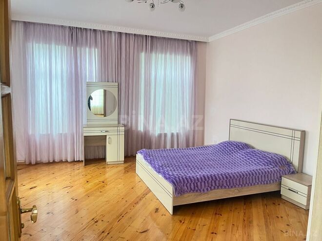 8 otaqlı həyət evi/bağ evi - Qəbələ - 282 m² (13)