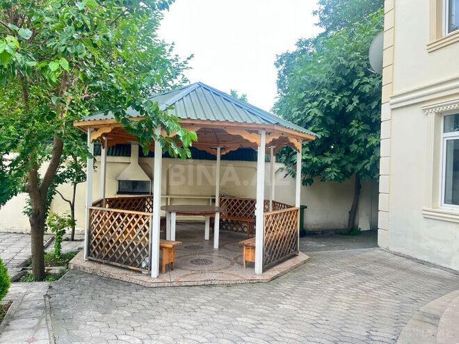8 otaqlı həyət evi/bağ evi - Qəbələ - 282 m² (4)