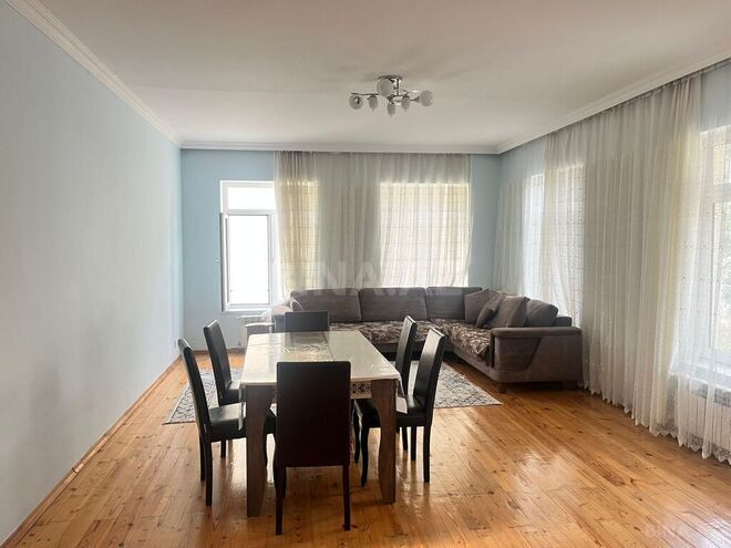 8 otaqlı həyət evi/bağ evi - Qəbələ - 282 m² (10)