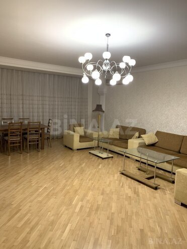 4-комн. новостройка - Ясамальский р. - 200 м² (16)