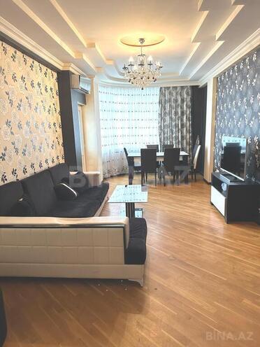 3-комн. новостройка - м. Иншаатчылар - 120 м² (1)