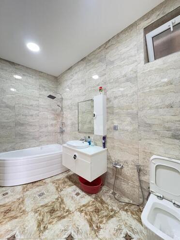 6 otaqlı həyət evi/bağ evi - Mərdəkan q. - 260 m² (25)