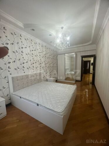 3-комн. новостройка - м. Шах Исмаил Хатаи - 130 м² (20)