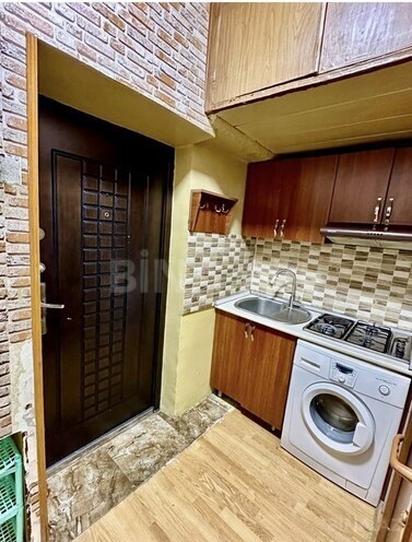1-комн. вторичка - м. Кара Караев - 35 м² (1)