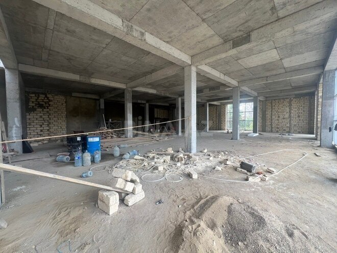 Obyekt - Massiv D q. - 1600 m² (14)