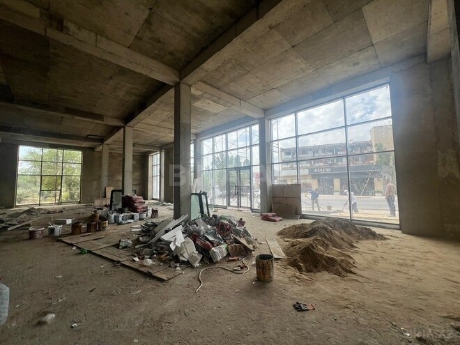 Obyekt - Massiv D q. - 1600 m² (8)