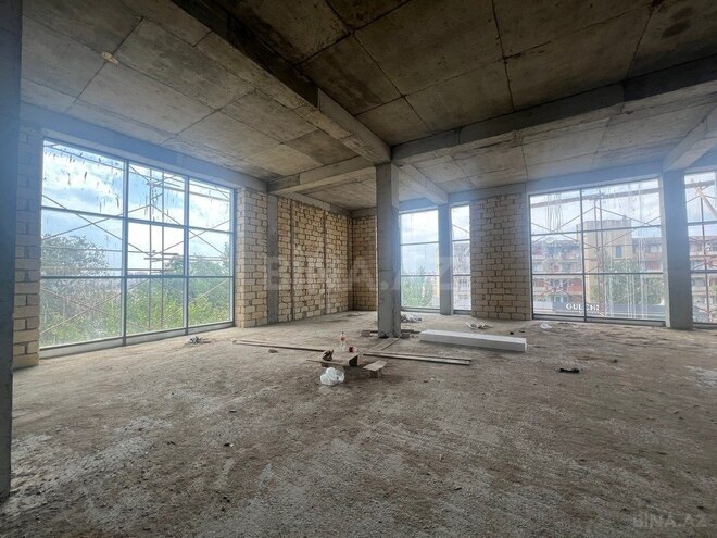 Obyekt - Massiv D q. - 1600 m² (4)