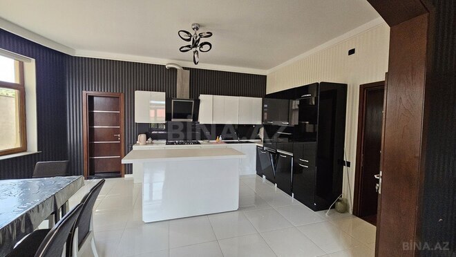 7-комн. дом/дача - пос. Горадил - 330 м² (10)