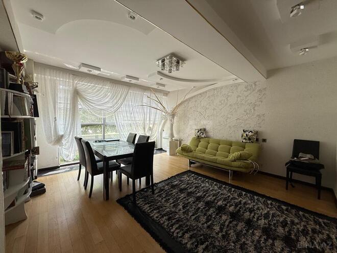 3 otaqlı köhnə tikili - 28 May m. - 120 m² (3)