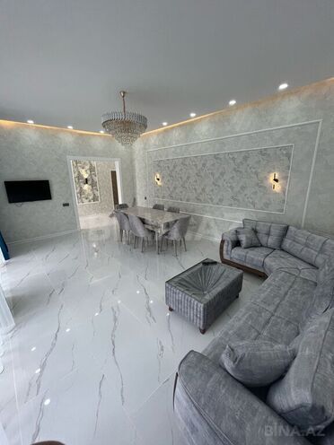 5 otaqlı həyət evi/bağ evi - Şüvəlan q. - 200 m² (4)