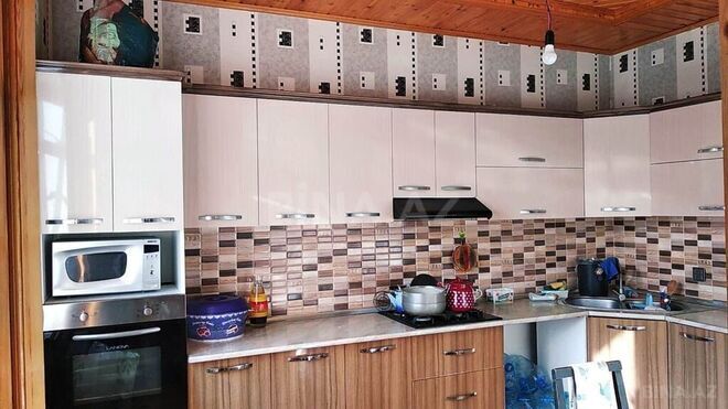 6 otaqlı həyət evi/bağ evi - Qobu q. - 220 m² (8)