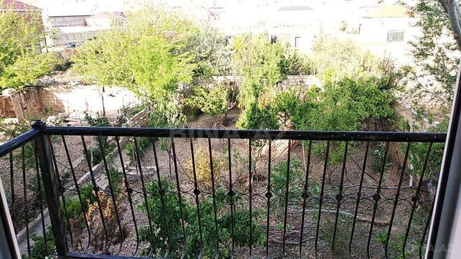 6 otaqlı həyət evi/bağ evi - Qobu q. - 220 m² (19)