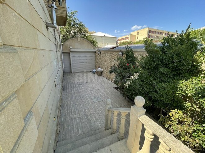 8 otaqlı həyət evi/bağ evi - Badamdar q. - 450 m² (4)