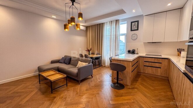 4 otaqlı yeni tikili - Ağ şəhər q. - 130 m² (23)