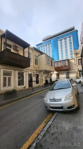 2 otaqlı köhnə tikili - Sahil m. - 65 m² (2)