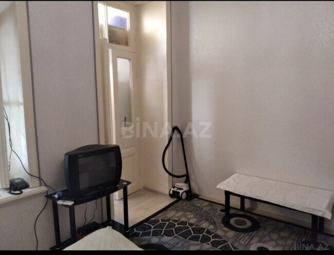 2 otaqlı köhnə tikili - 28 May m. - 40 m² (19)