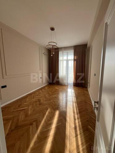 3-комн. новостройка - м. 28 мая - 105 м² (4)