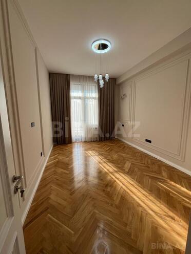 3-комн. новостройка - м. 28 мая - 105 м² (3)