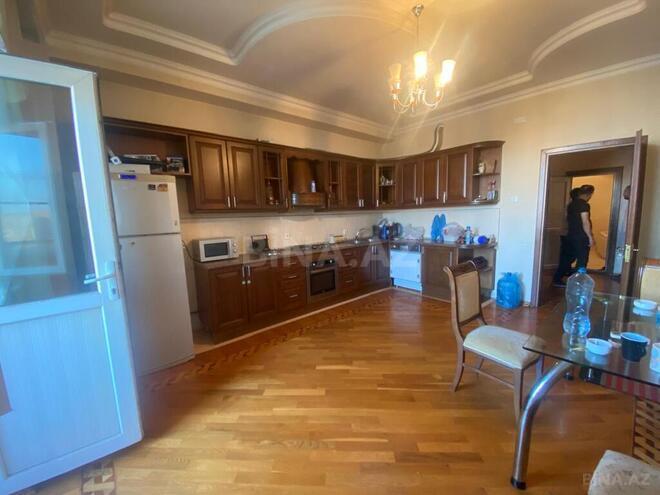 3-комн. новостройка - м. 8 ноября - 171 м² (7)