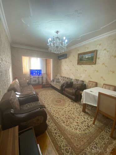 2 otaqlı köhnə tikili - 8-ci mikrorayon q. - 50 m² (2)