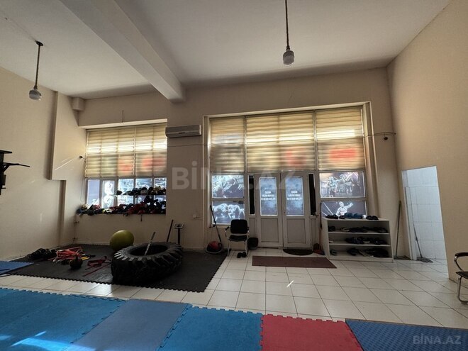Obyekt - Neftçilər m. - 200 m² (12)