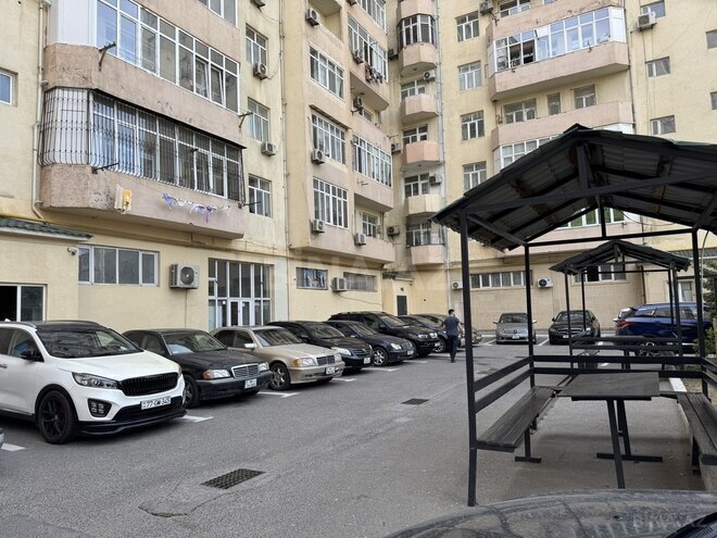Obyekt - Neftçilər m. - 200 m² (4)