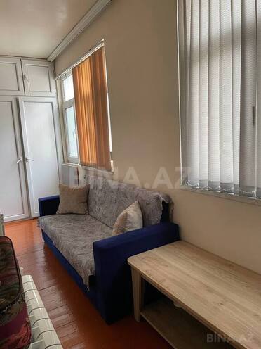3 otaqlı köhnə tikili - Bakıxanov q. - 74 m² (13)