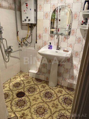 3 otaqlı köhnə tikili - Bakıxanov q. - 74 m² (19)