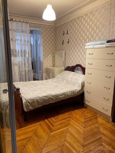 3 otaqlı köhnə tikili - Bakıxanov q. - 74 m² (10)
