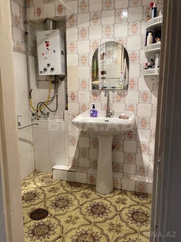 3 otaqlı köhnə tikili - Bakıxanov q. - 74 m² (22)