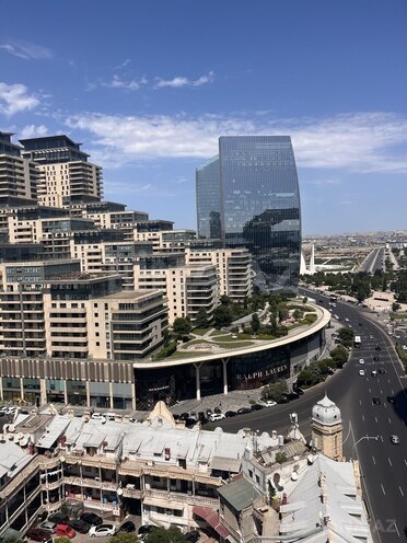 4 otaqlı yeni tikili - 28 May m. - 241.1 m² (4)