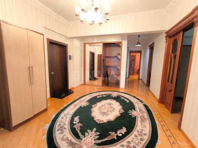 4-комн. новостройка - м. 28 мая - 140 м² (8)