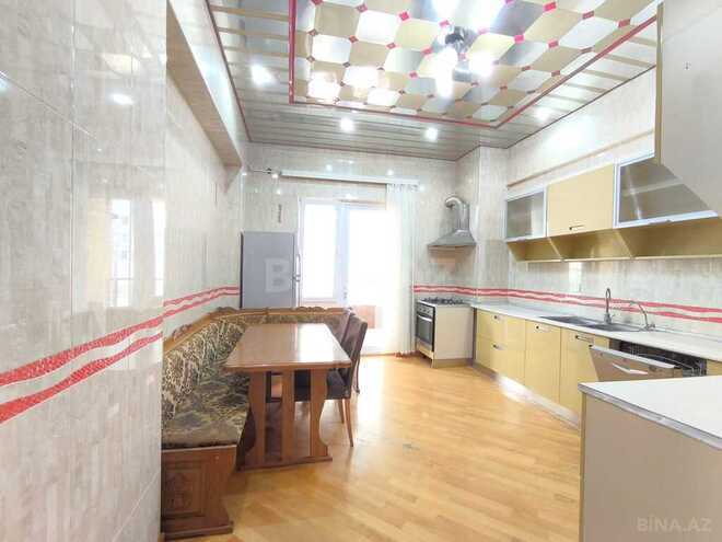 4-комн. новостройка - м. 28 мая - 140 м² (15)