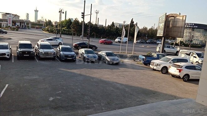 Obyekt - Ağ şəhər q. - 1300 m² (2)